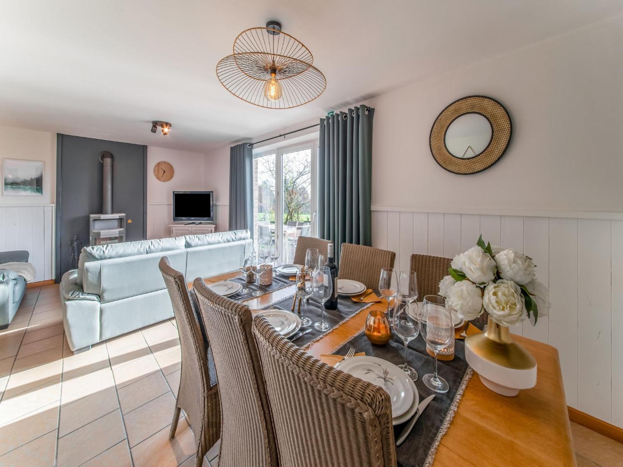 Picture Perfect Holiday Home In Sourbrodt With Garden Bbq エクステリア 写真