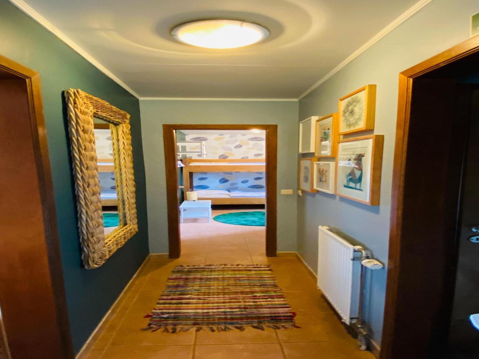 Picture Perfect Holiday Home In Sourbrodt With Garden Bbq エクステリア 写真